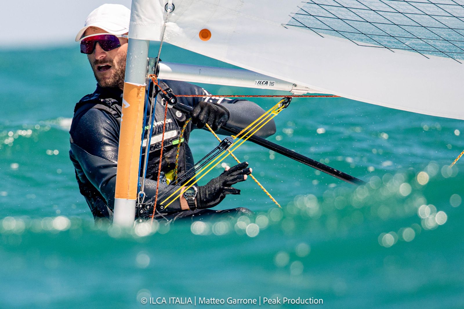 Campionato Italiano ILCA Master – Una giornata spettacolare a Civitanova con tre prove completate