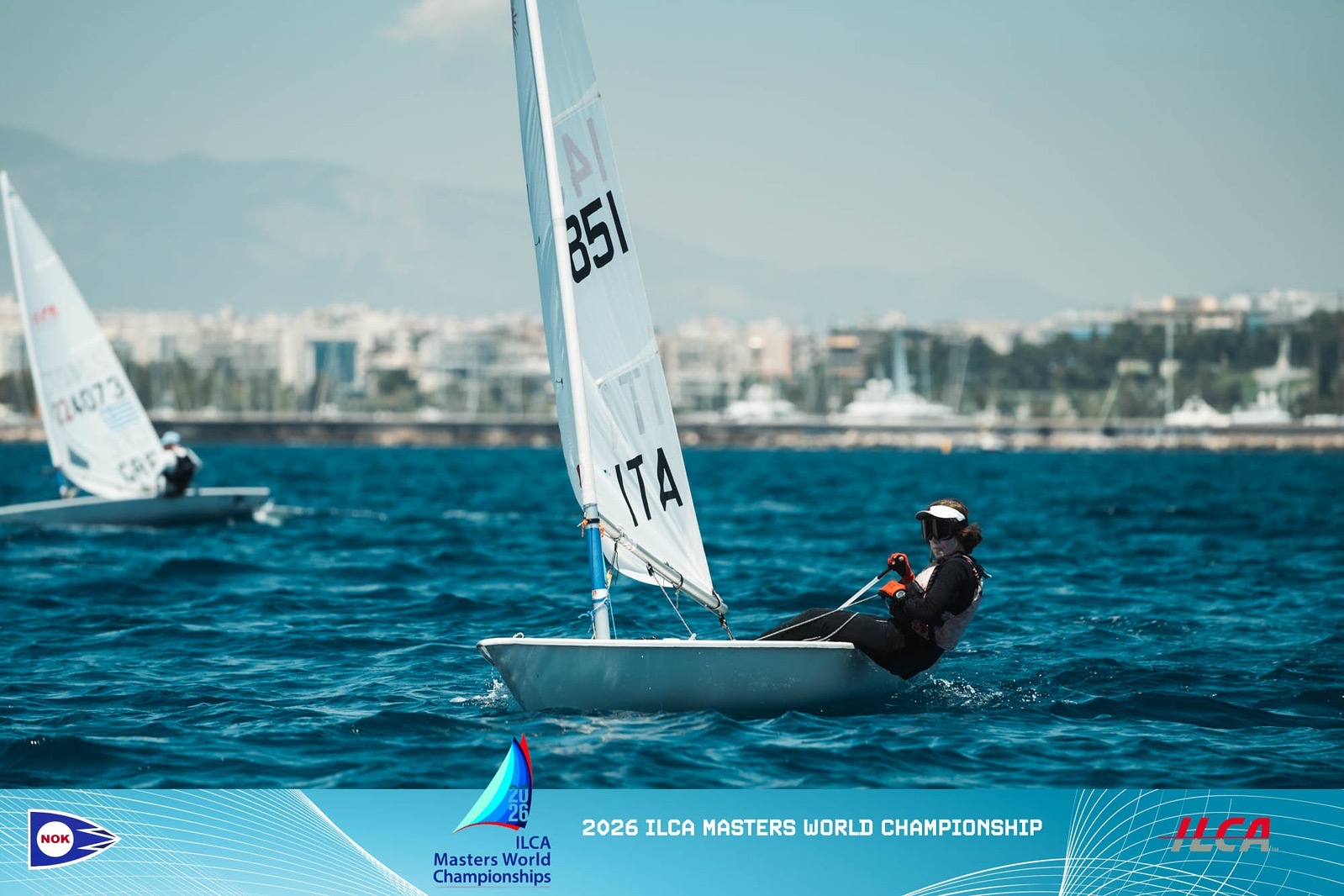 Mondiale Master ILCA 6, Day5: Giacalone sempre 2°. Boschin leader femminile a un giorno dal termine